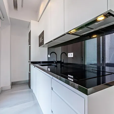 Sunny Penthouse - Premium 公寓