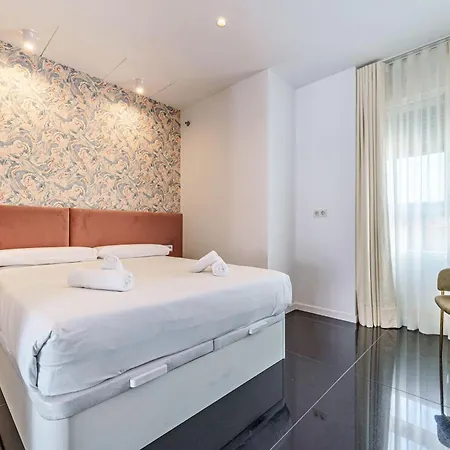 Sunny Penthouse - Premium 公寓 *