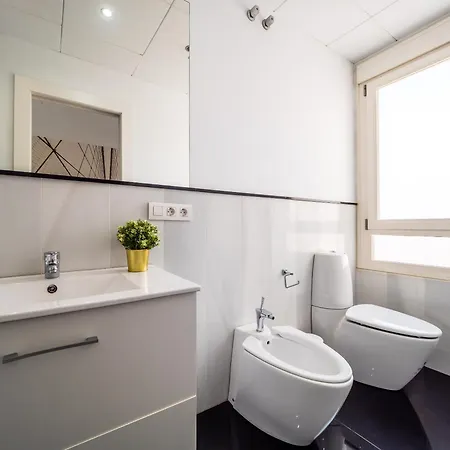 Sunny Penthouse - Premium